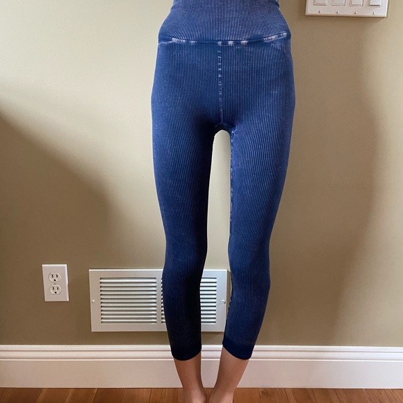 Free People Happiness Leggings XS Nwot - Picture 2 of 11